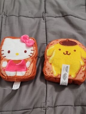 Cookeez Makery Sanrio Toast Plush Pair - Pink Hello Kitty & Yellow Pompompurin